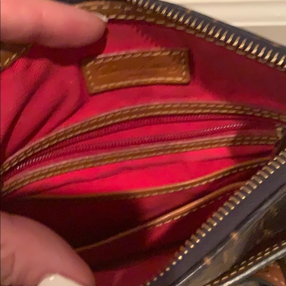 Authentic Dooney and Bourke shoulder bag - Picture 2 of 2